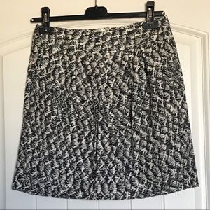 Banana Republic Patterned Skirt w/ Pockets